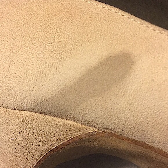 MANOLO BLAHNIK - SUEDE PUMPS - Picture 10 of 16